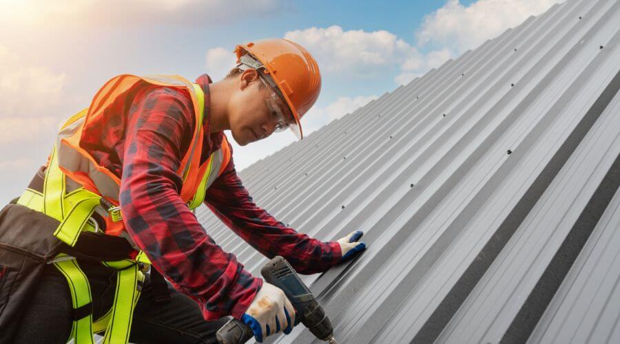Professional Emergency Roof Repairs services in Bear Lake, MI